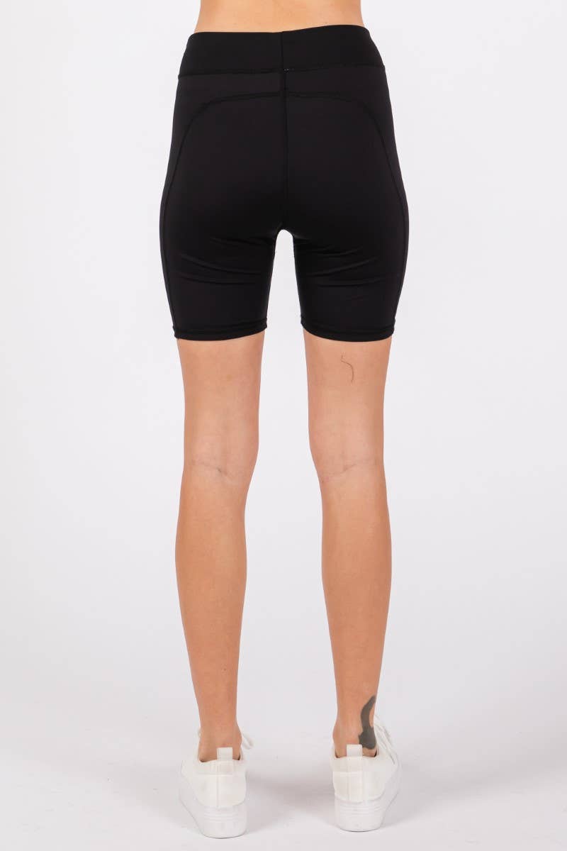 YOGA COMPRESSION HIGH-RISE BIKER SHORTS: Black