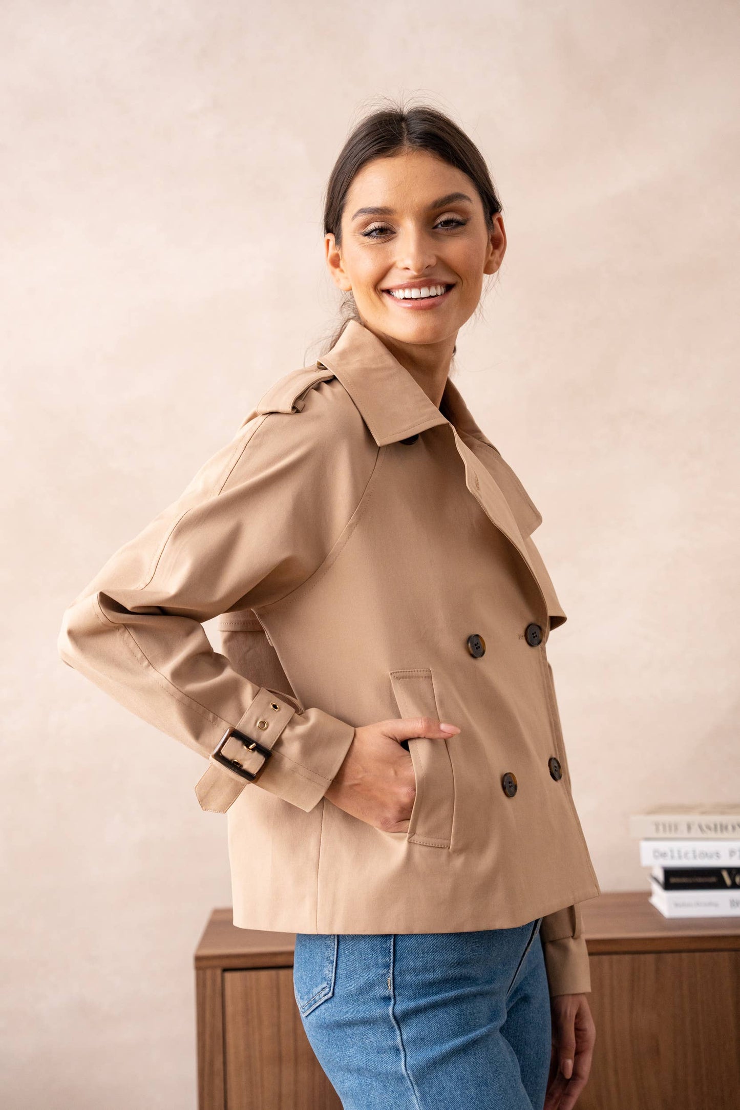 ‘Paris is calling’ cropped trench (more colors)