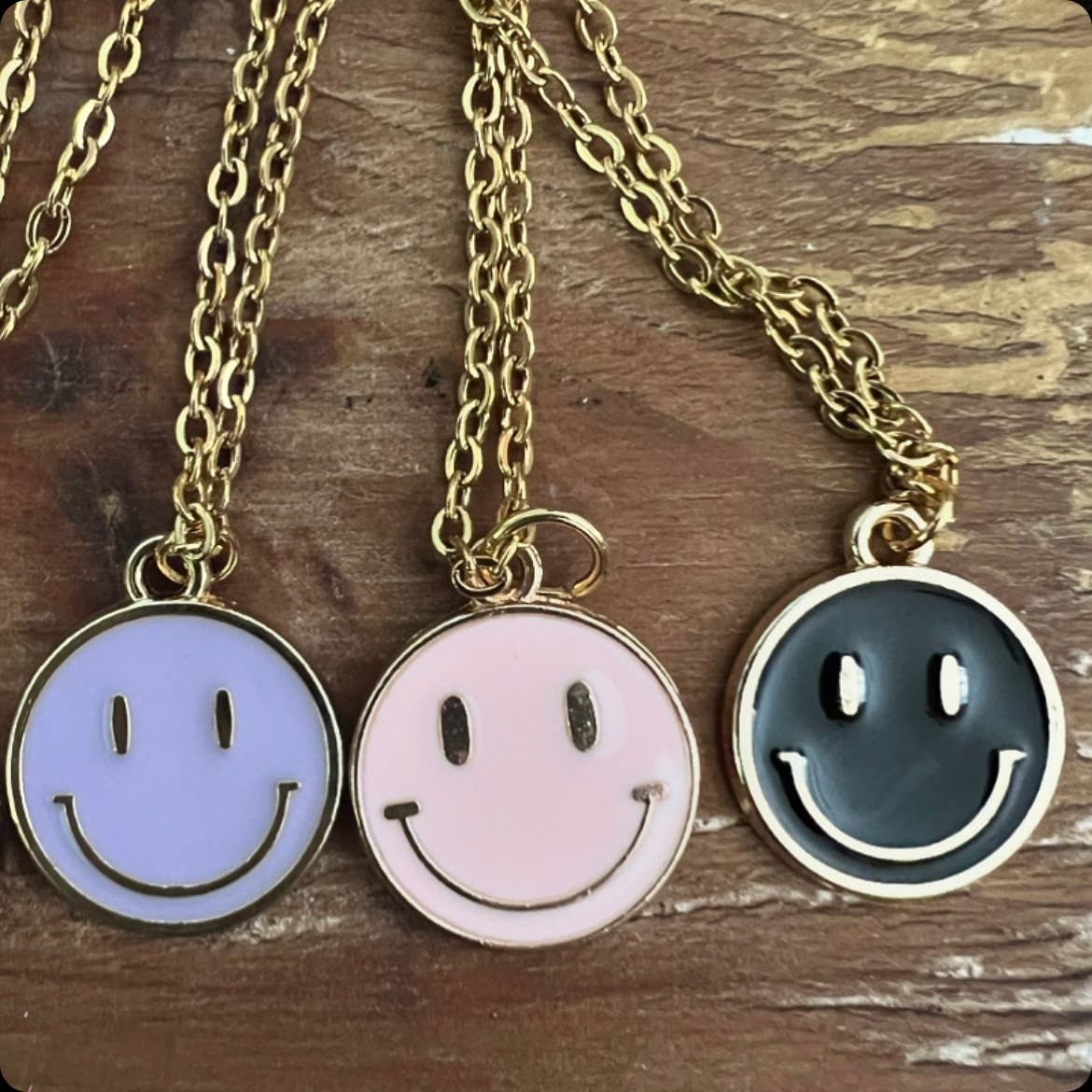 Smiley necklace : 20 inches