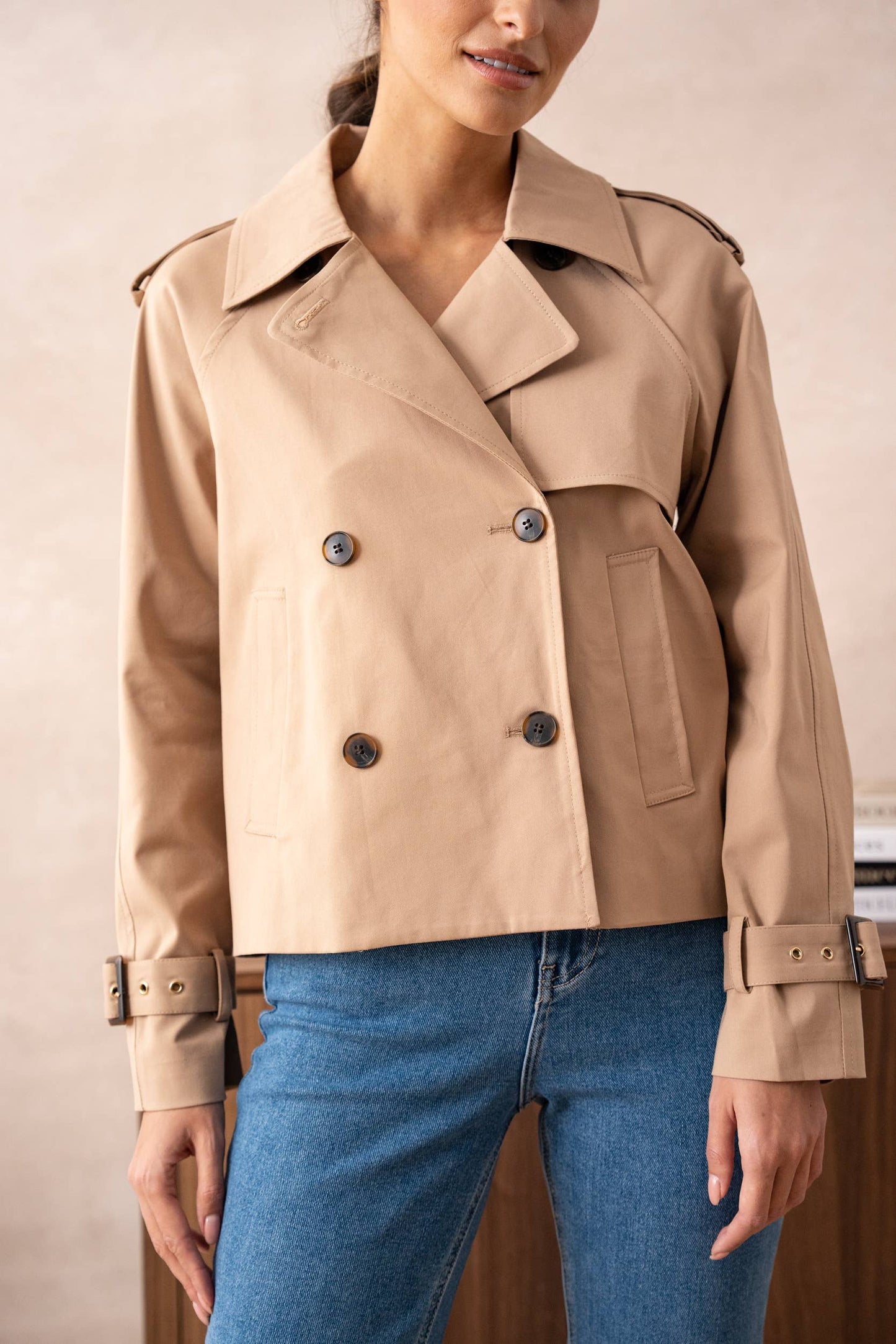 ‘Paris is calling’ cropped trench (more colors)