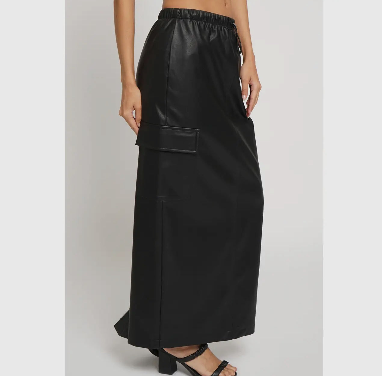 Ryann cargo skirt