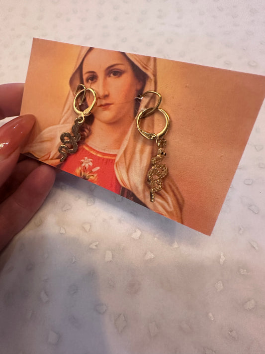 Saints & Sinners Dangling Gold Snakes