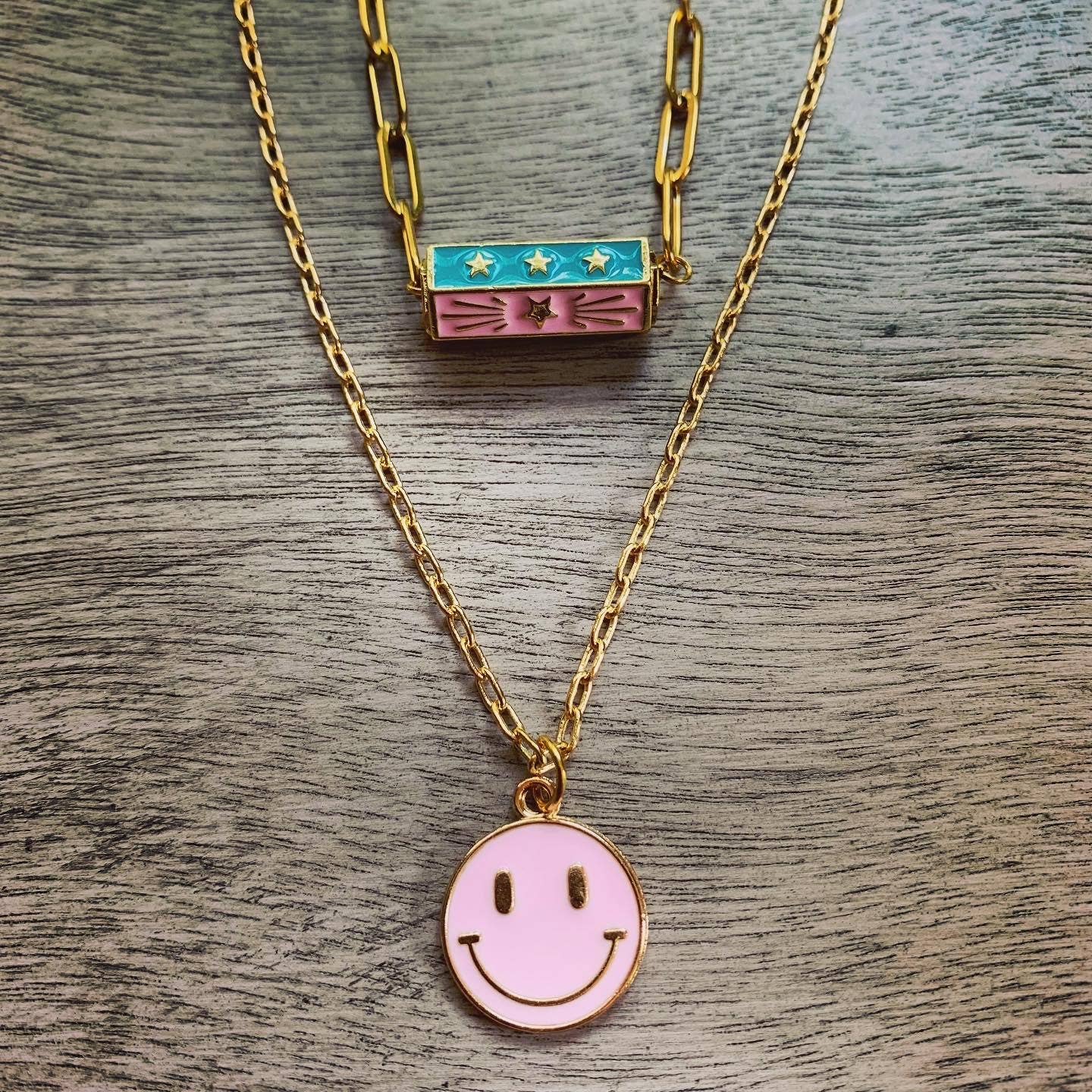 Smiley necklace : 20 inches