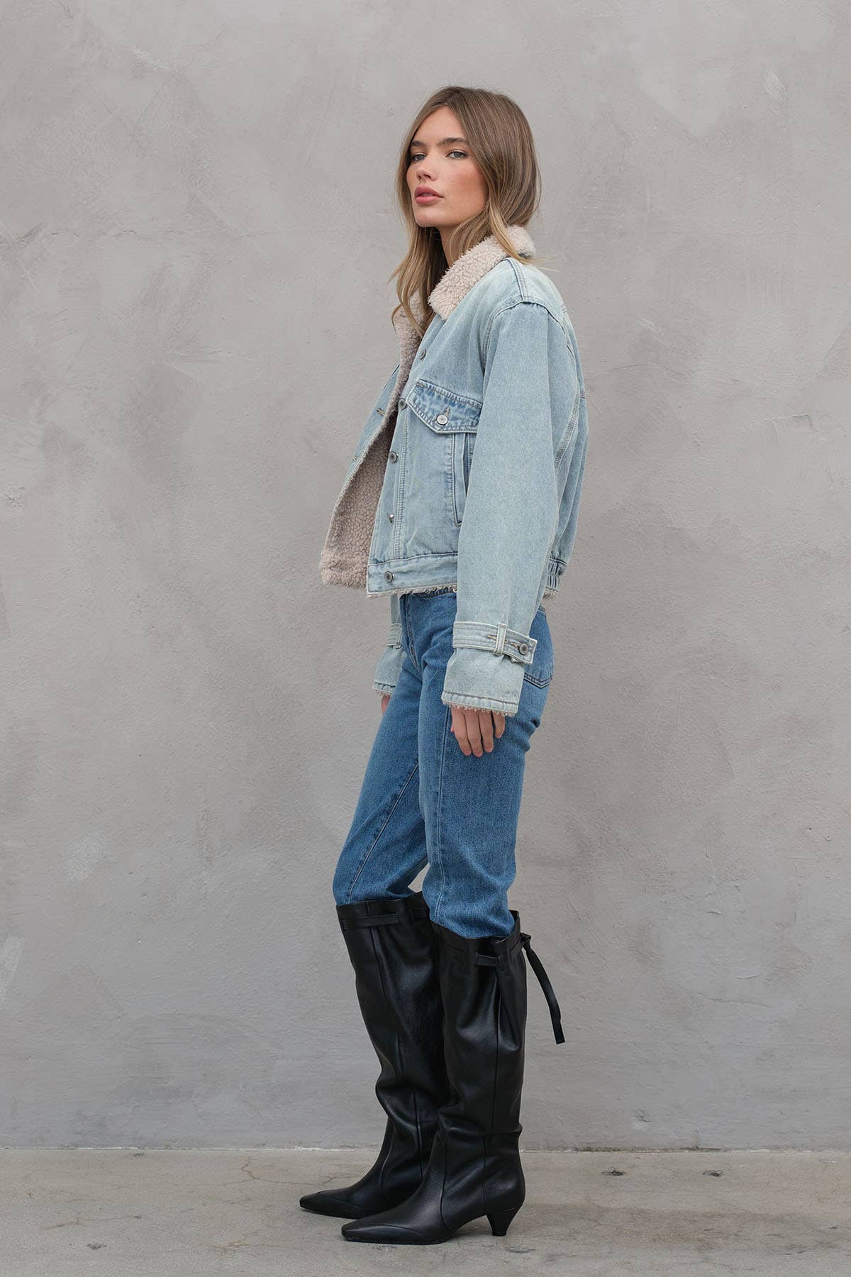 SHERPA TRUCKER coat