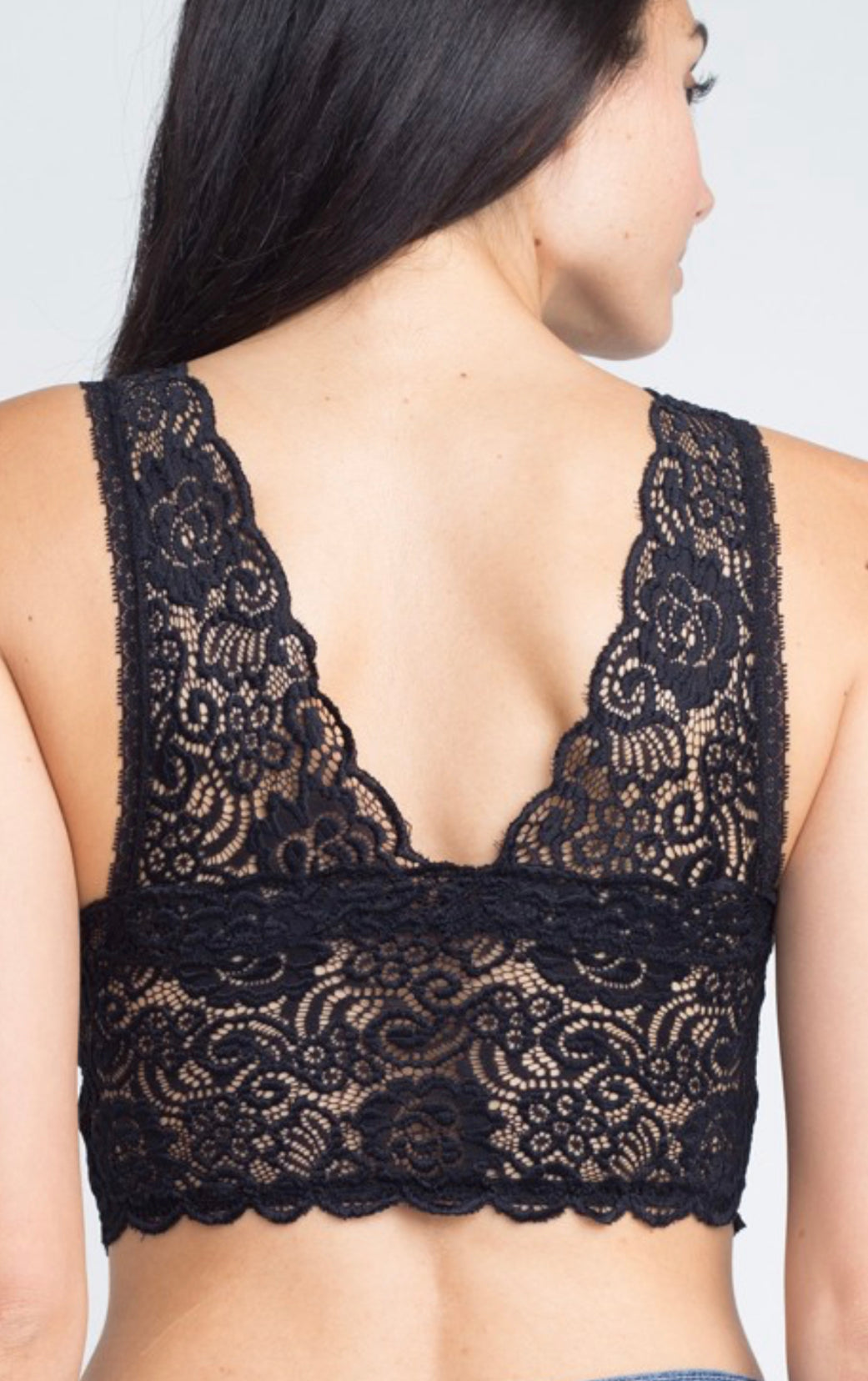 Seamless lace brami