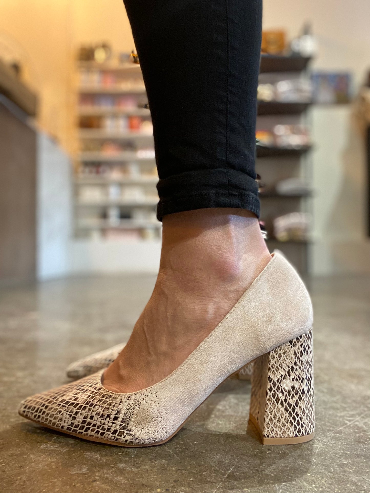 CEO heel
