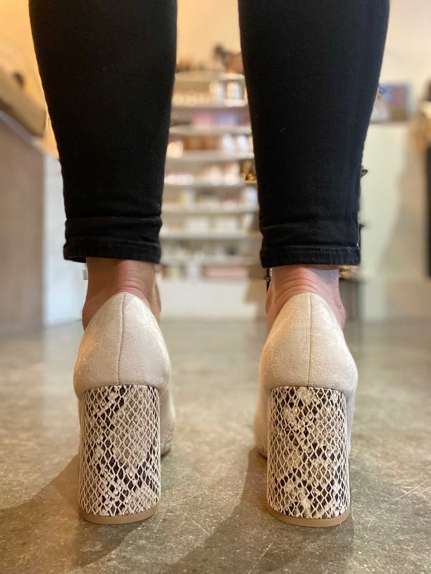 CEO heel