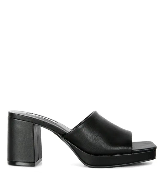 Artemisa block heel sandal
