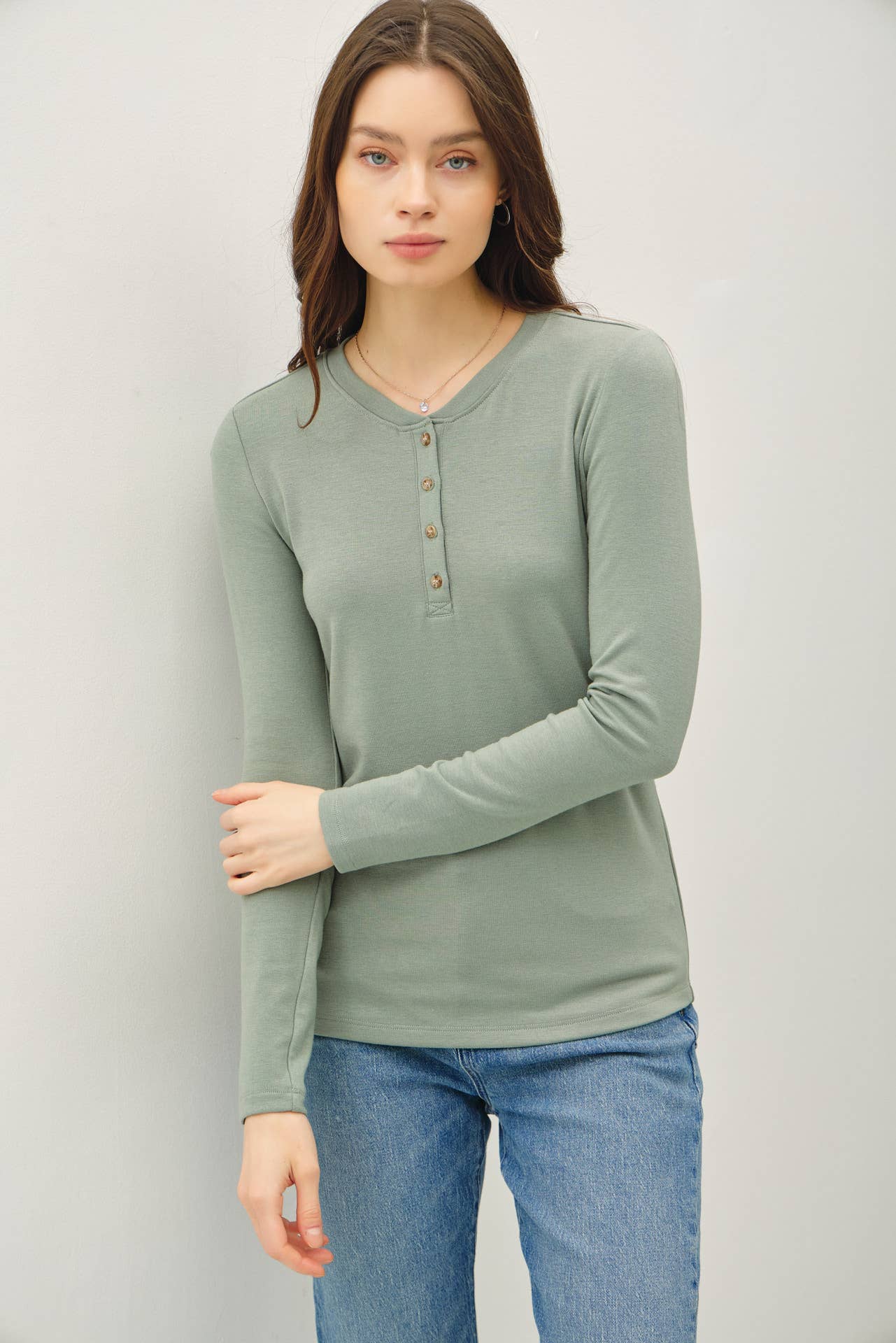 ULTRA SOFT BASICS LONGLEEVE HENLEY TOP