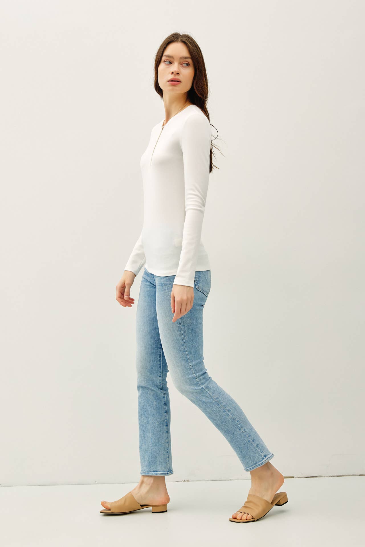 ULTRA SOFT BASICS LONGLEEVE HENLEY TOP
