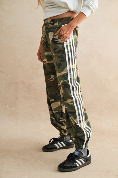 Vintage camo joggers