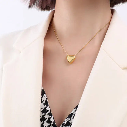 Simple Heart Pendant Necklace 18K Gold Plated