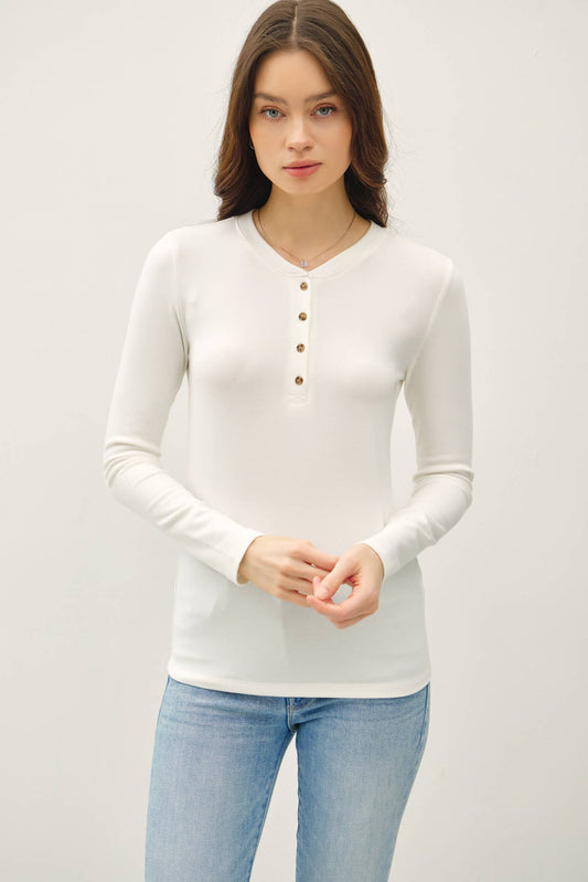 ULTRA SOFT BASICS LONGLEEVE HENLEY TOP