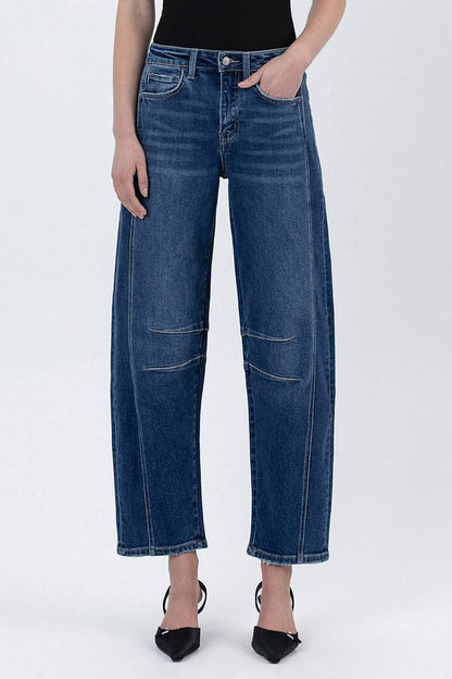 Kari slim barrel jeans in dark wash