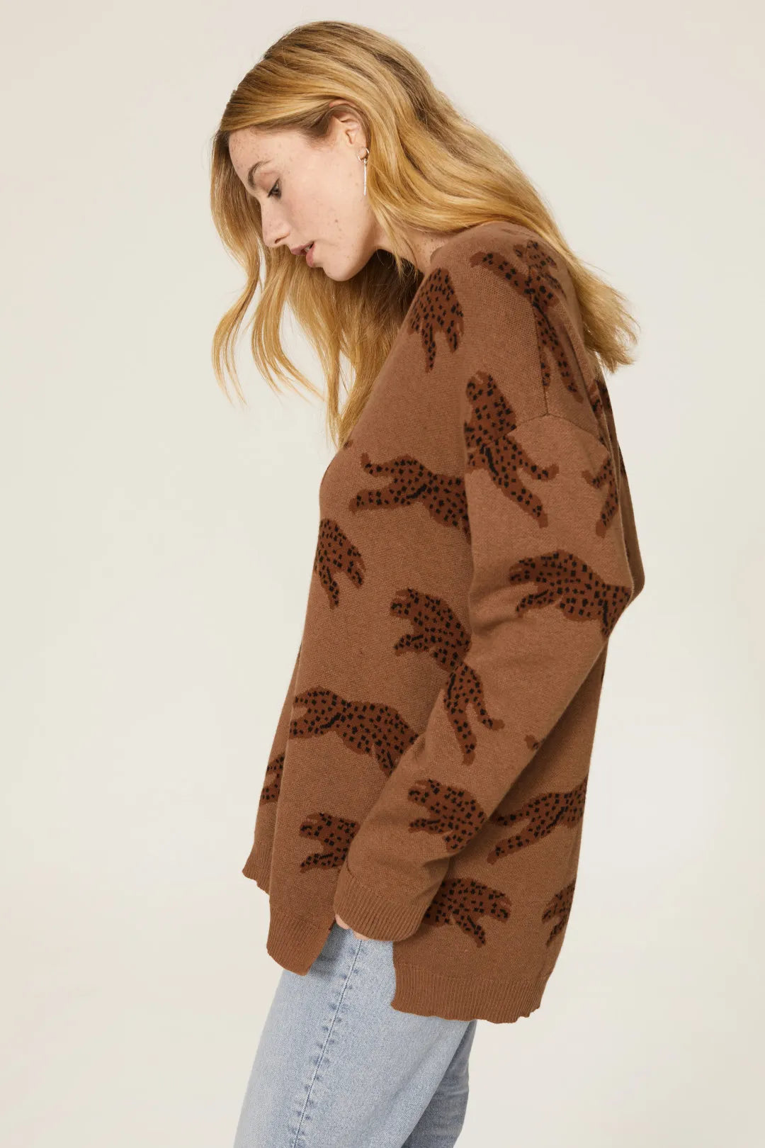 Jumping cheetah sweaters