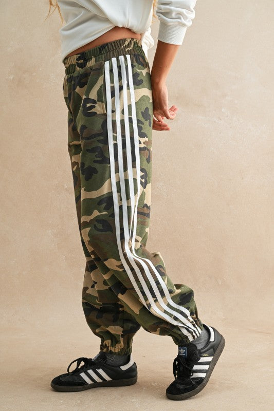 Vintage camo joggers
