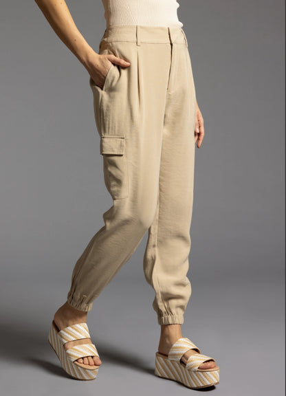 Lea pants