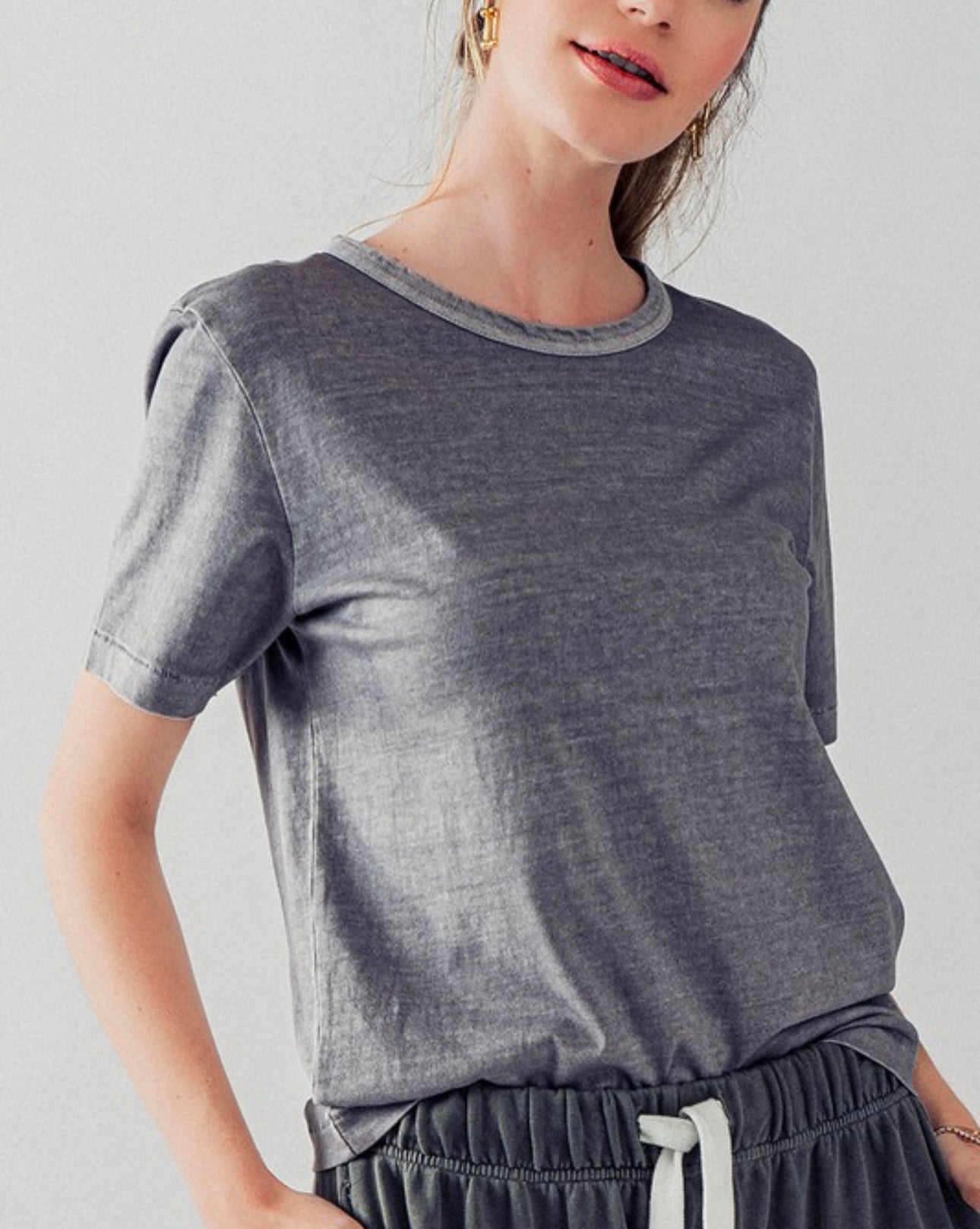 Paperdoll basics tee in washed neutrals