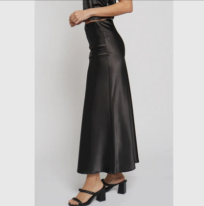 Maya satin skirt