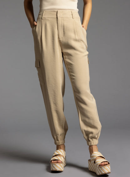 Lea pants