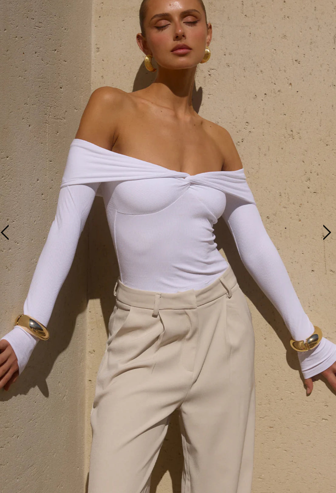 Roman top