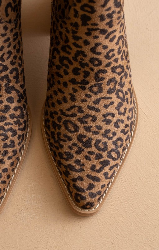 The Vienna sleek ankle bootie