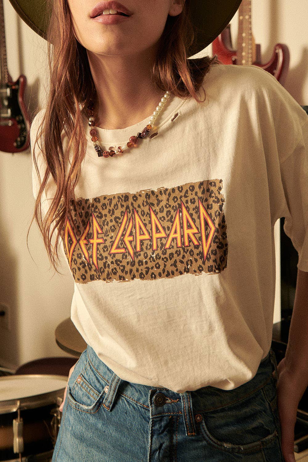 Def Leppard Leopard Print vintage Graphic Tee