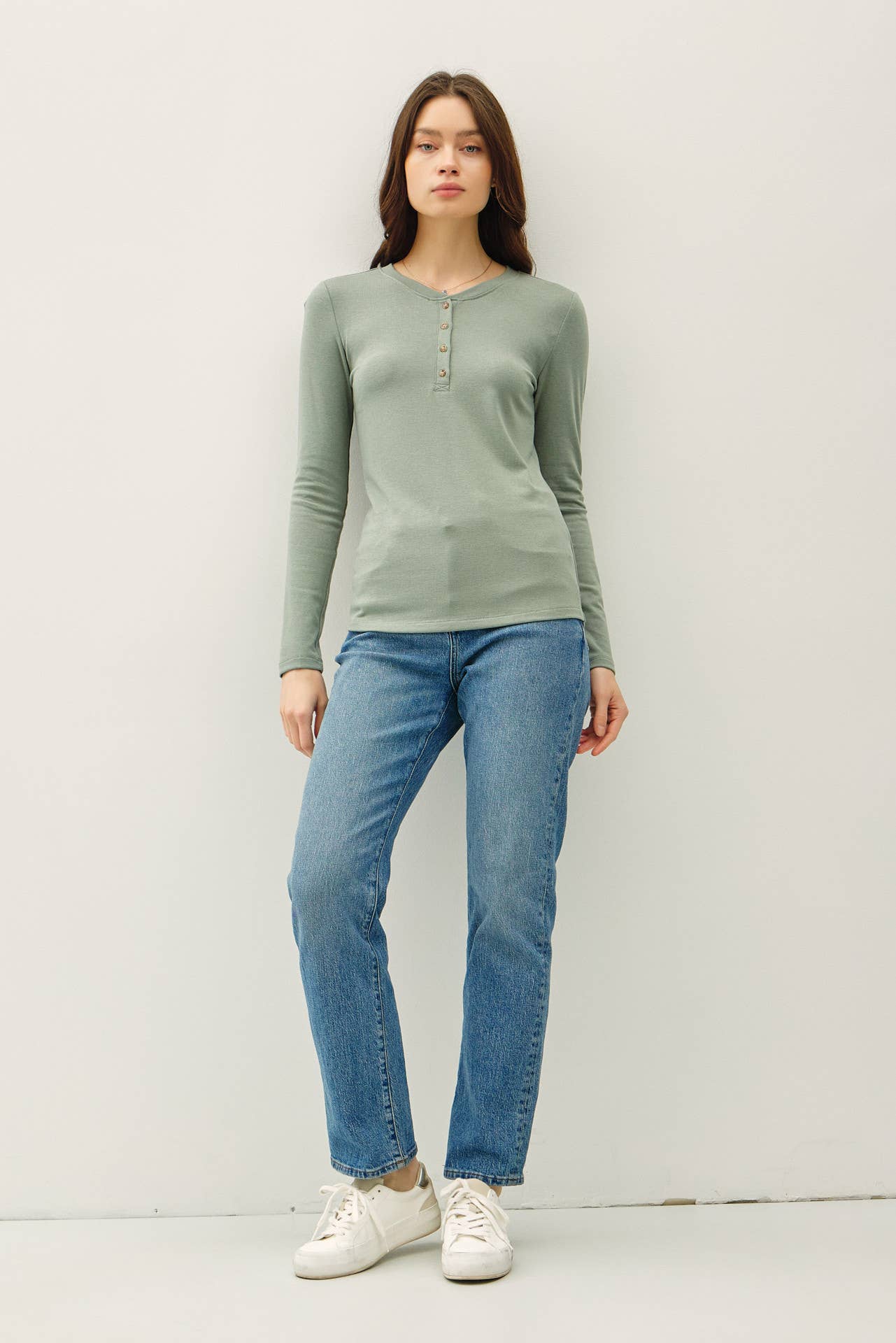 ULTRA SOFT BASICS LONGLEEVE HENLEY TOP