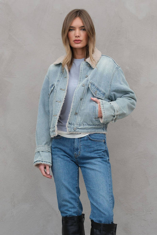SHERPA TRUCKER coat