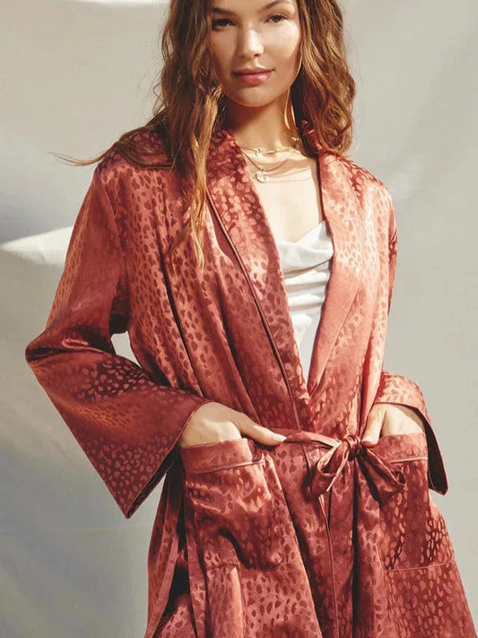 Table for one kimono