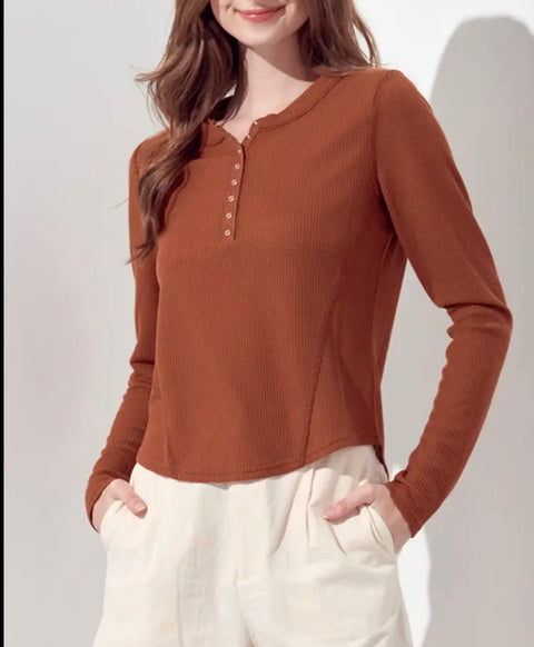 Lily Henley