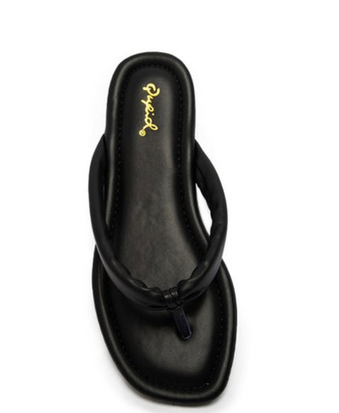 Jolie flat sandal