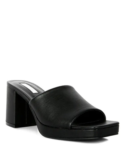 Artemisa block heel sandal
